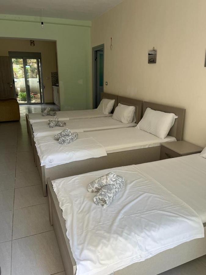 Riviera Rooms Sarandë 外观 照片