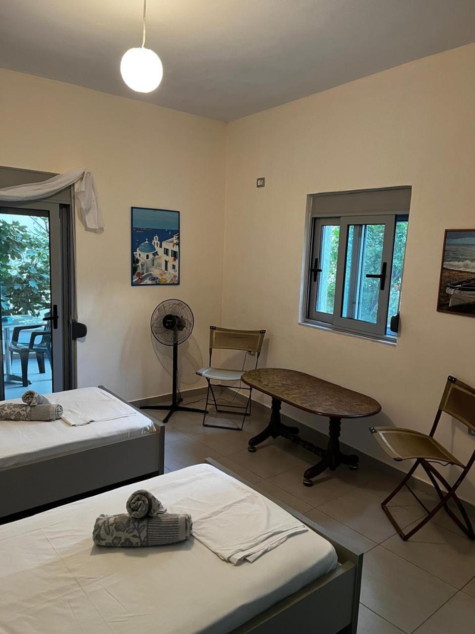 Riviera Rooms Sarandë 外观 照片