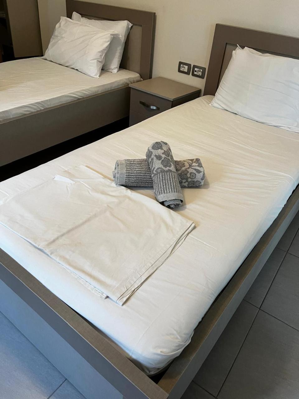 Riviera Rooms Sarandë 外观 照片